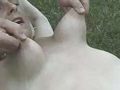Lentement introduit video x amateur streaming à la blonde noire